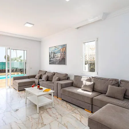 Calma By * Puerto del Carmen (Lanzarote)