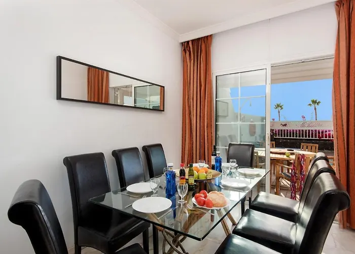 Villa Calma By Puerto del Carmen (Lanzarote)