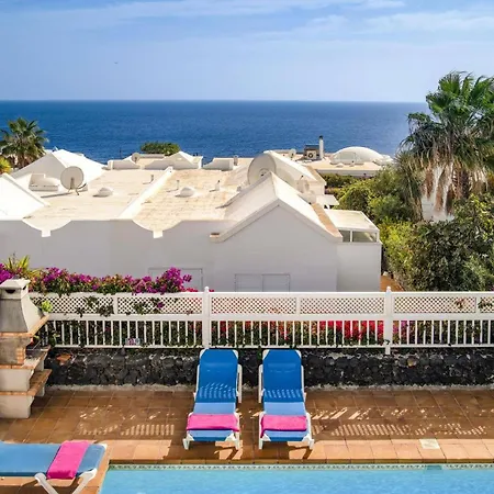 Calma By * 卡门港